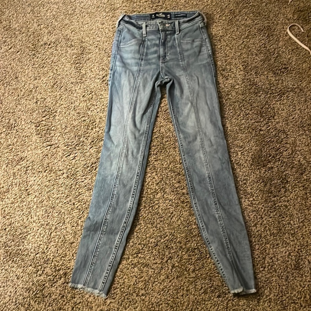 Hollister jeans